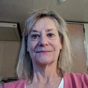 Meet your Posher, Debbie